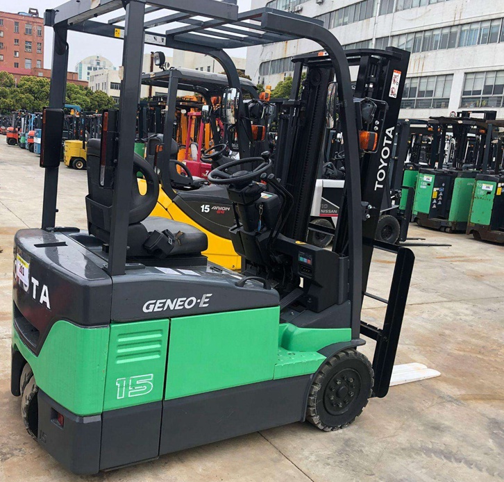 Import customs declaration process for Japanese electric forklifts
