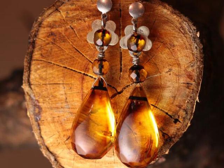 Ukrainian amber raw stone import customs clearance information